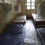 Krankenstation Nyabanira, bei den berfllen durch die M23 Rebellen wurde auch das Inventar geplndert, geblieben sind nur alte Betten und Matratzen